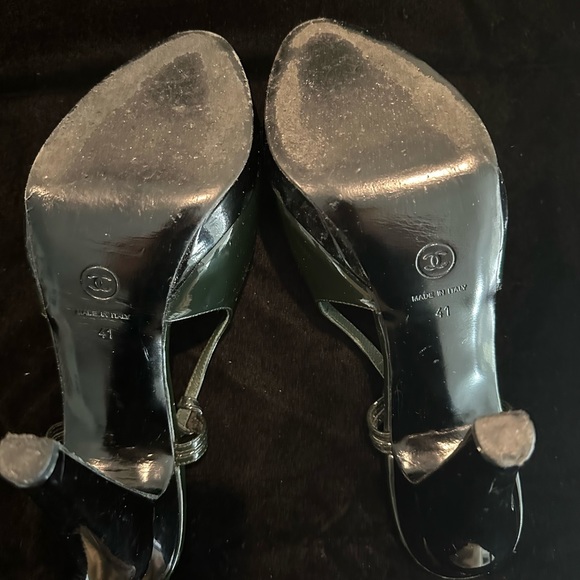 CHANEL AUTHENTIC SLINGBACK HEELS - Picture 6 of 9